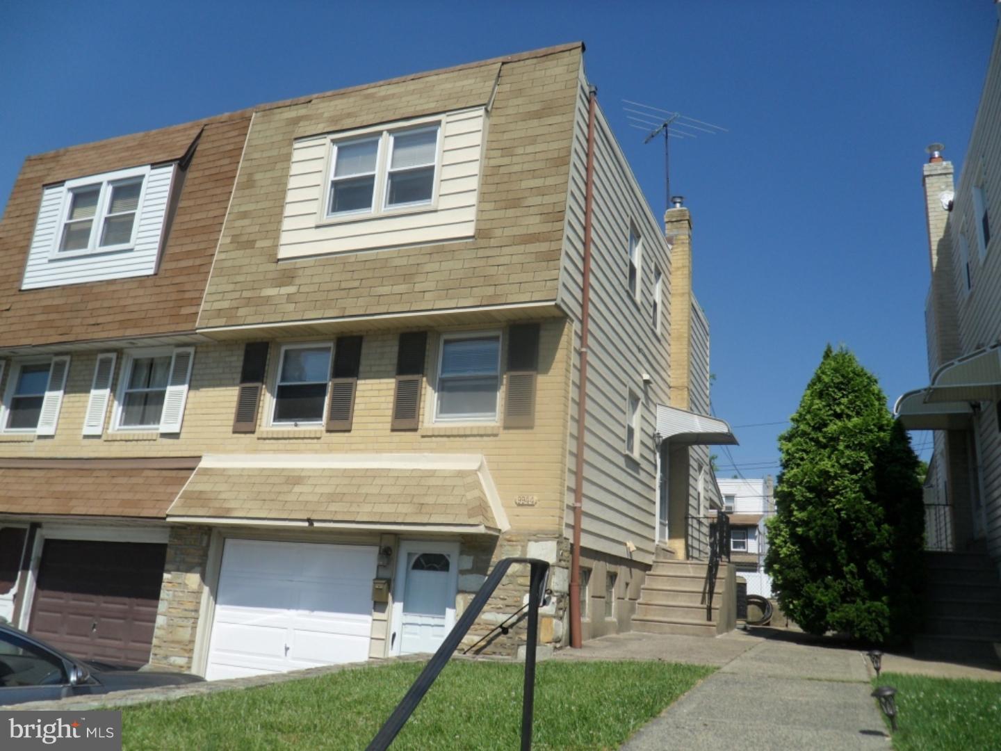 9944 Bridle Road Philadelphia, PA 19115 - Photo 2 of 15 Gallery Image 2