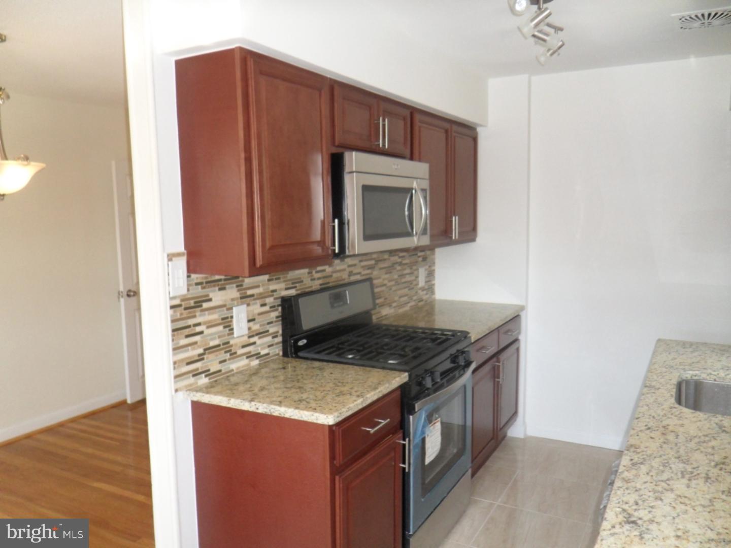 9944 Bridle Road Philadelphia, PA 19115 - Photo 8 of 15 Gallery Image 8