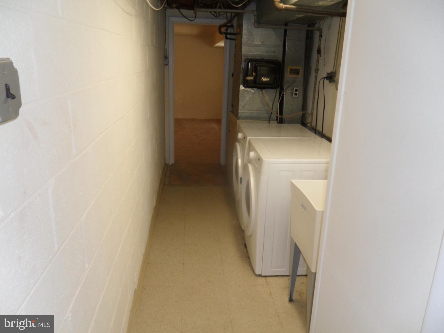 9944 Bridle Road Philadelphia, PA 19115 - Photo 10 of 15 Gallery Image 10