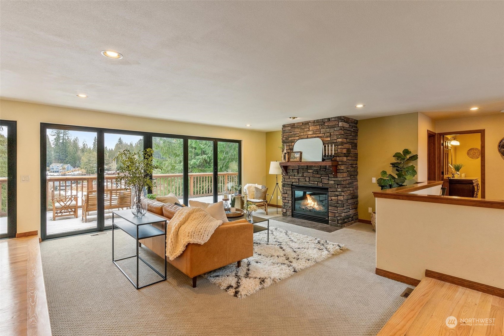 6201 West Flowing Lake Road Snohomish, WA 98290 - Photo 8 of 40 Gallery Image 8