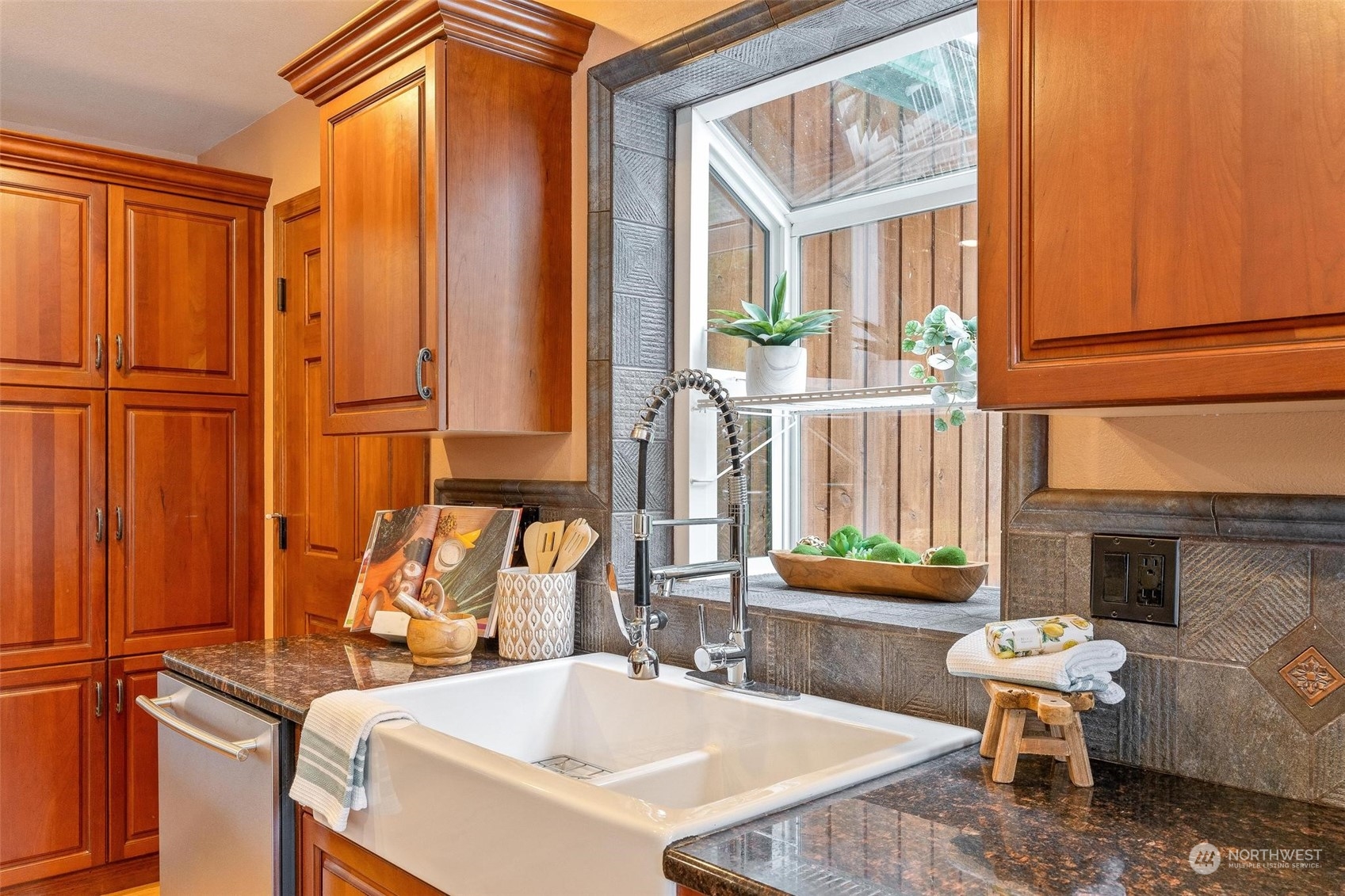 6201 West Flowing Lake Road Snohomish, WA 98290 - Photo 10 of 40 Gallery Image 10