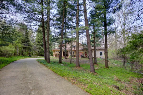 $579,000 | 3678 West Primilia Lane, Jackson, MI 49201