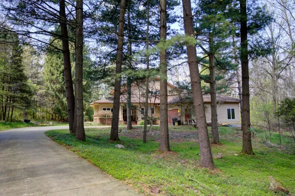 $579,000 | 3678 West Primilia Lane, Jackson, MI 49201