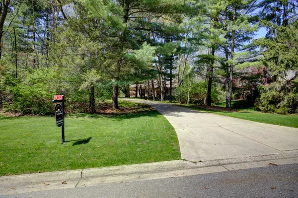 $579,000 | 3678 West Primilia Lane, Jackson, MI 49201