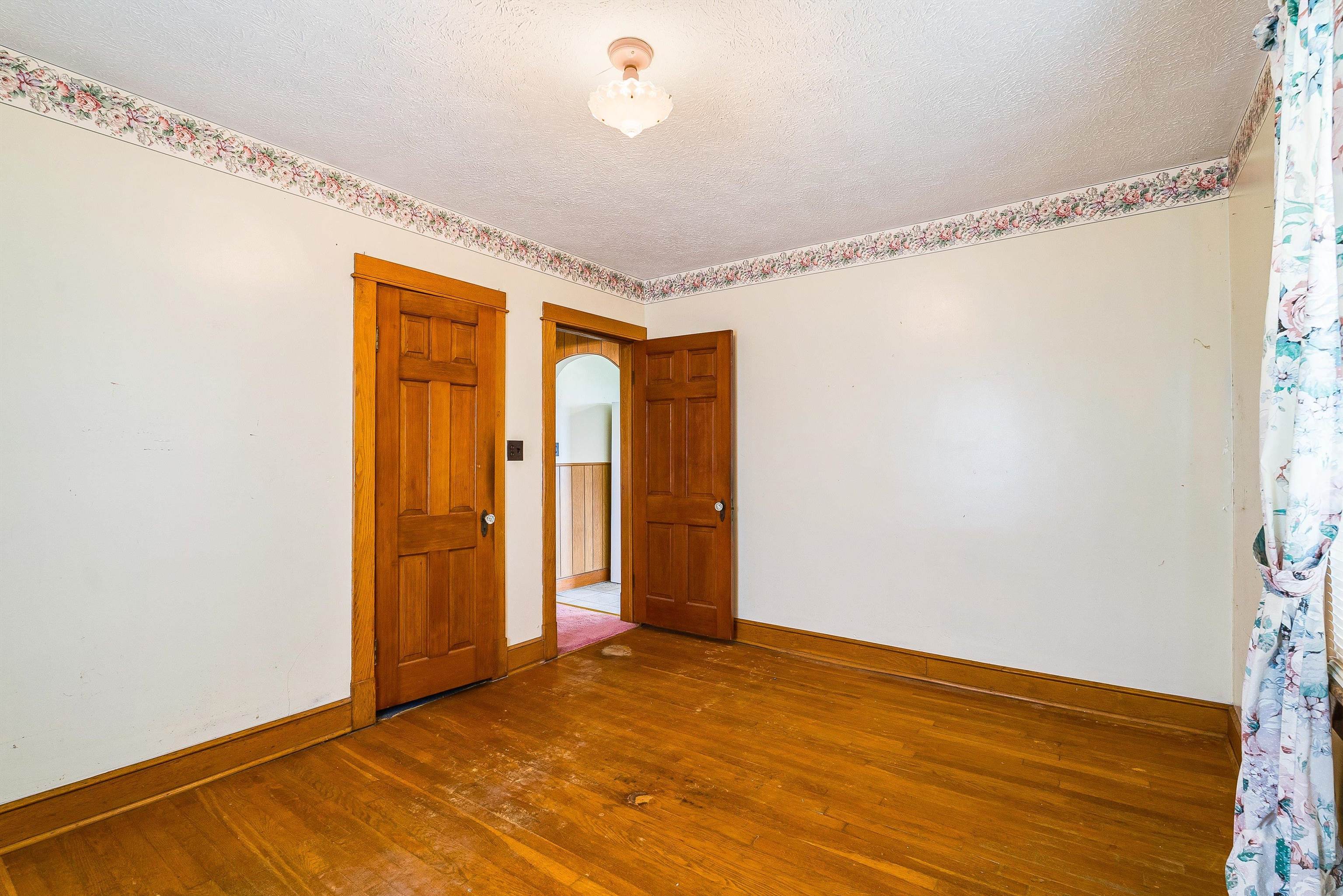 6507 East Point Road Elkton, VA 22827 - Photo 25 of 39 a view of an empty room