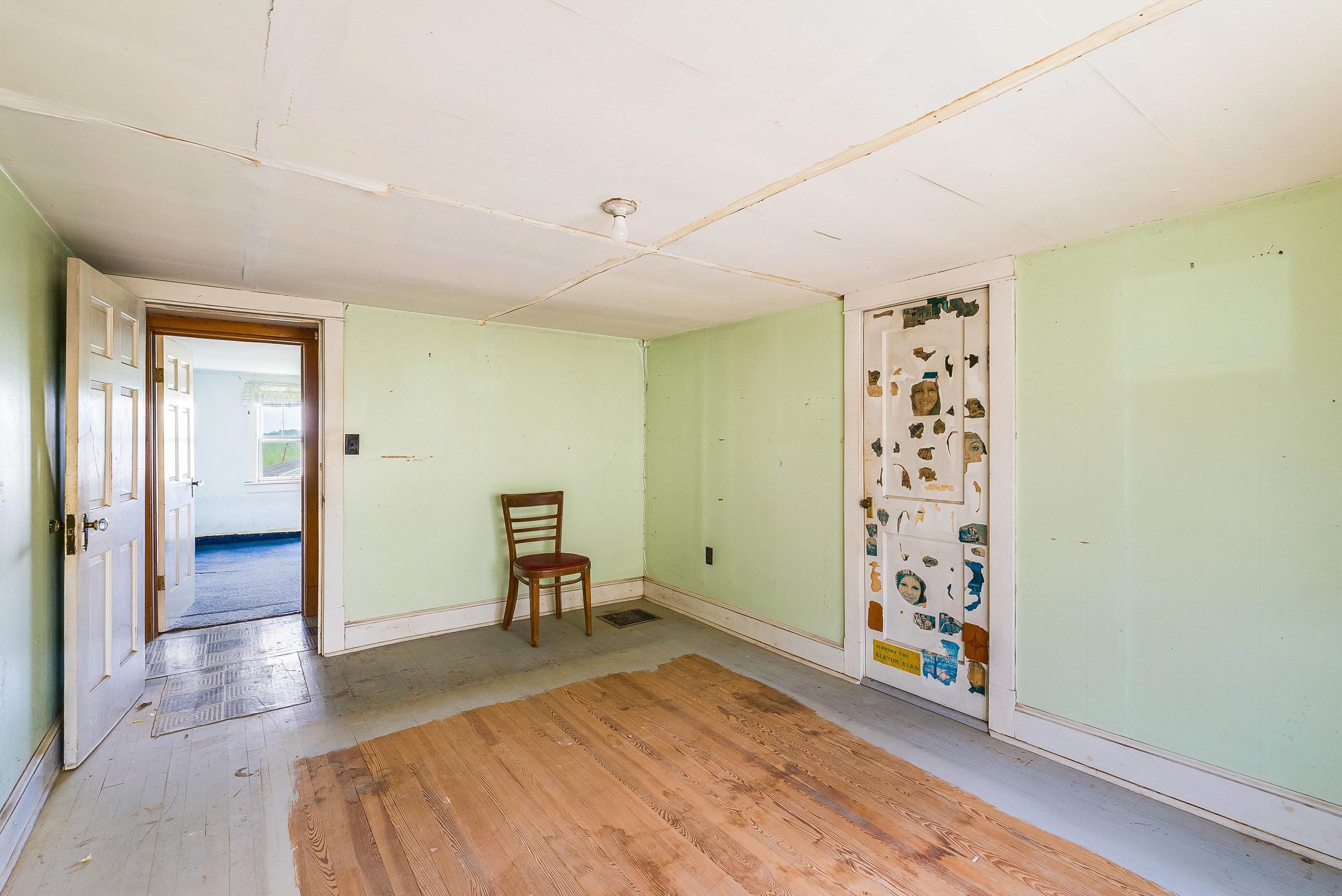 6507 East Point Road Elkton, VA 22827 - Photo 31 of 39 wooden floor in an empty room