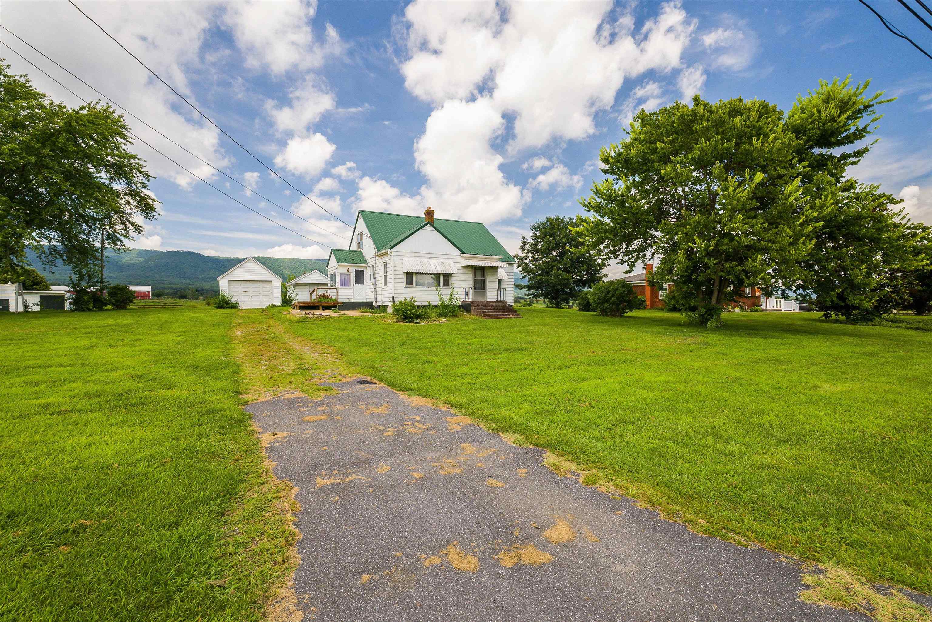 6507 East Point Road Elkton, VA 22827 - Photo 8 of 39 a view of a house with a big yard