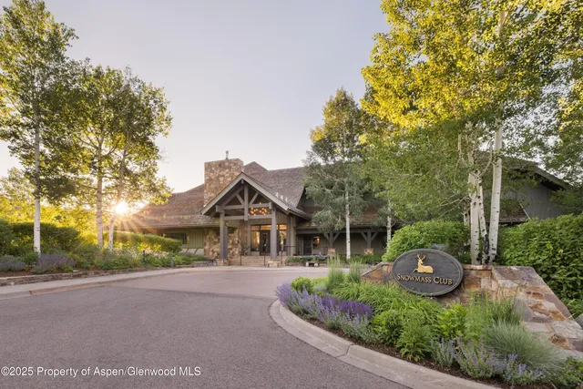 $245,000 | 239 Snowmass Club Circle, Unit 127, Snowmass Village, CO 81615