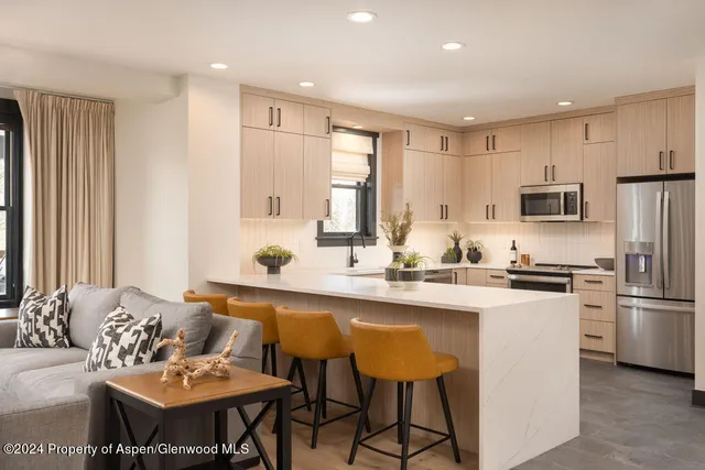 $245,000 | 239 Snowmass Club Circle, Unit 127, Snowmass Village, CO 81615