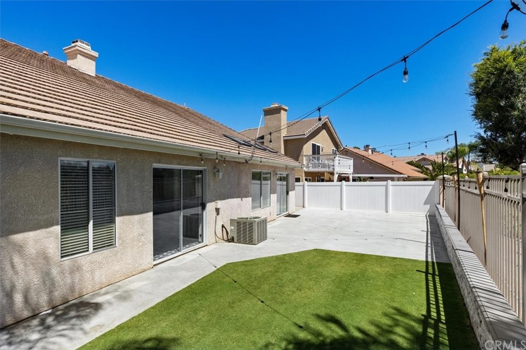 43176 Corte Calanda Temecula, CA 92592 - Photo 15 of 26 a front view of a house with a yard