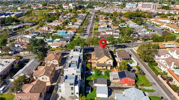 $999,000 | 228 South San Marino Avenue, Unit B, San Gabriel, CA 91776