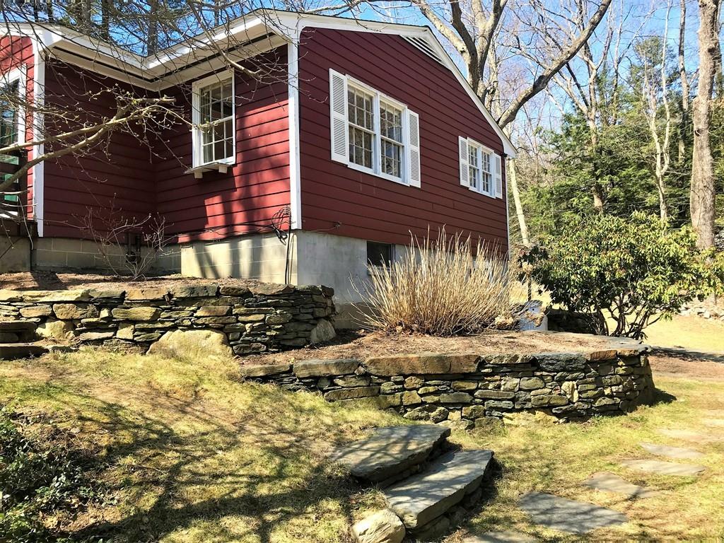 63 Juggler Meadow Road Leverett, MA 01054 - Photo 2 of 32