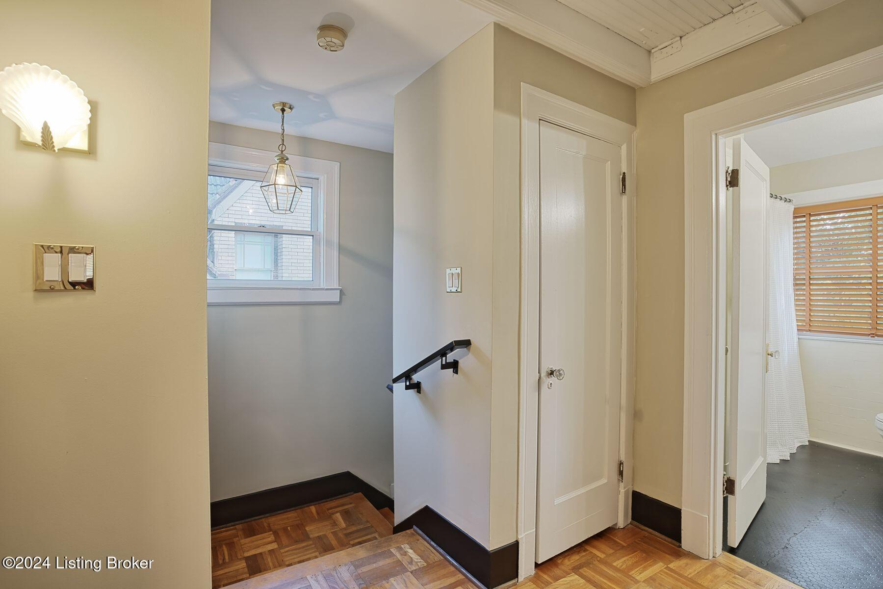 3031 Lexington Road Louisville, KY 40206 - Photo 21 of 46 photo_online_021