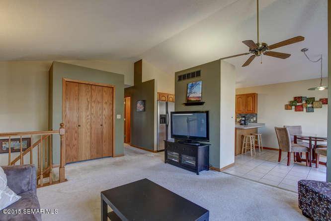 85 River Court Northeast Rochester, MN 55906 - Photo 14 of 36 Gallery Image 14