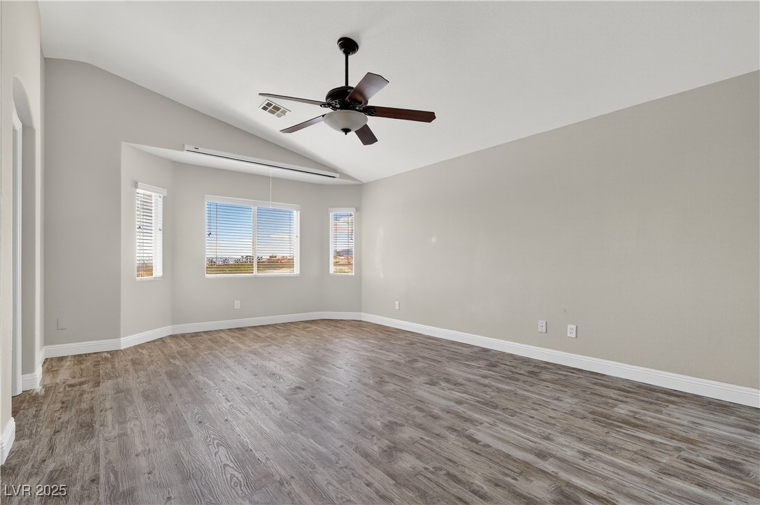 2077 Alki Beach Avenue Laughlin, NV 89029 - Photo 14 of 28