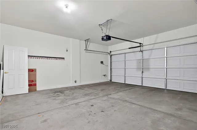 $399,990 | 2077 Alki Beach Avenue, Laughlin, NV 89029