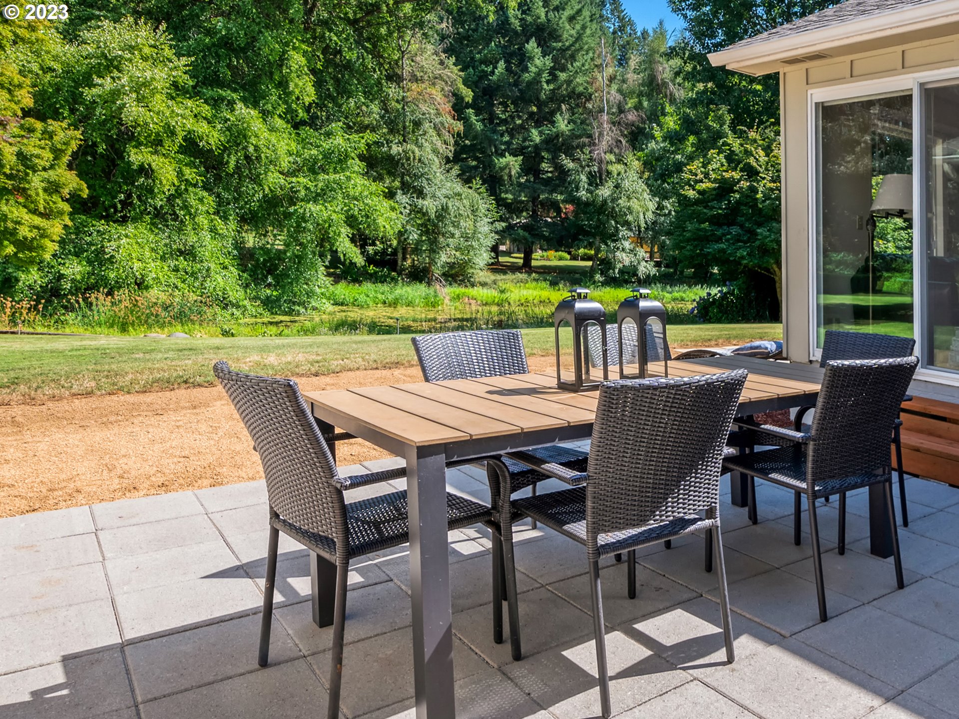 40176 York Lane Springfield, OR 97478 - Photo 36 of 48 a view of an outdoor space with furniture and garden