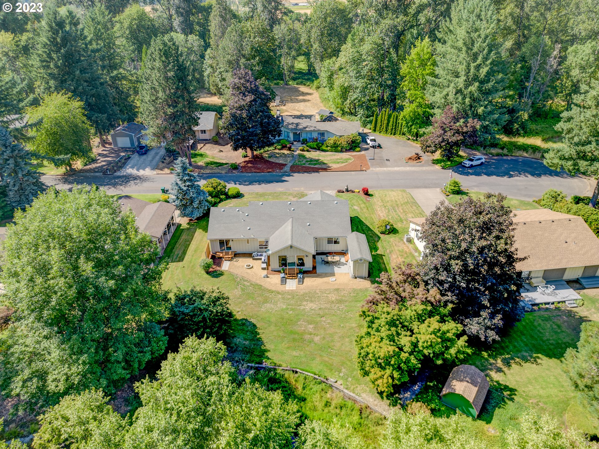 40176 York Lane Springfield, OR 97478 - Photo 41 of 48 an aerial view of a house with a yard and lake view