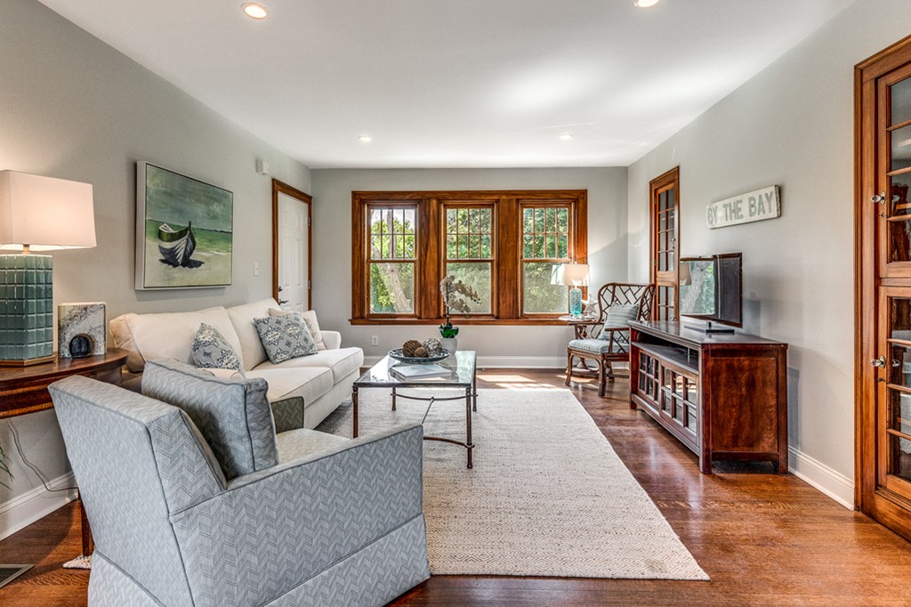 10 Grapevine Road, Unit B Gloucester, MA 01930 - Photo 4 of 19