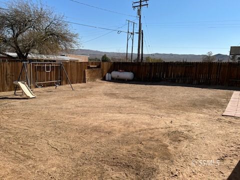 1640 South Mahan Street Ridgecrest, CA 93555 - Photo 26 of 27 a view of a backyard