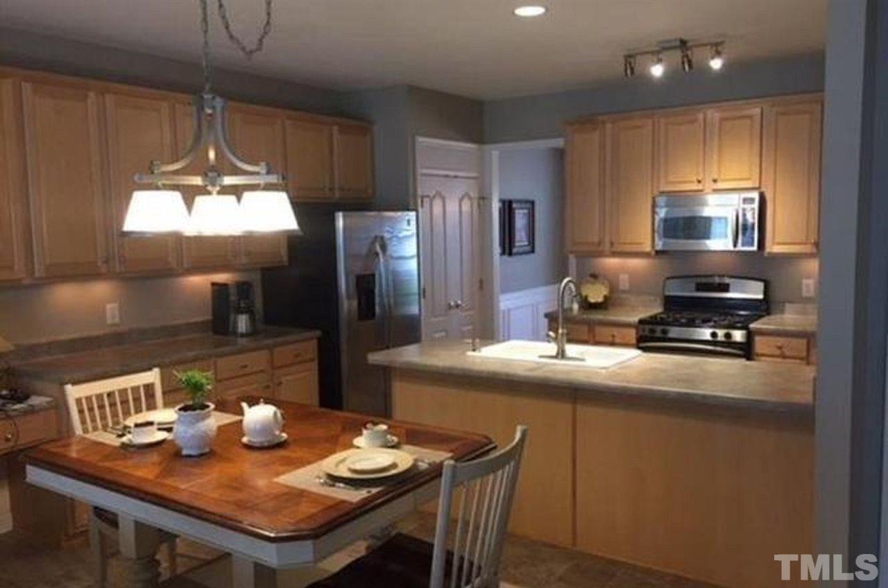 7708 Del Monte Drive Raleigh, NC 27613 - Photo 3 of 6