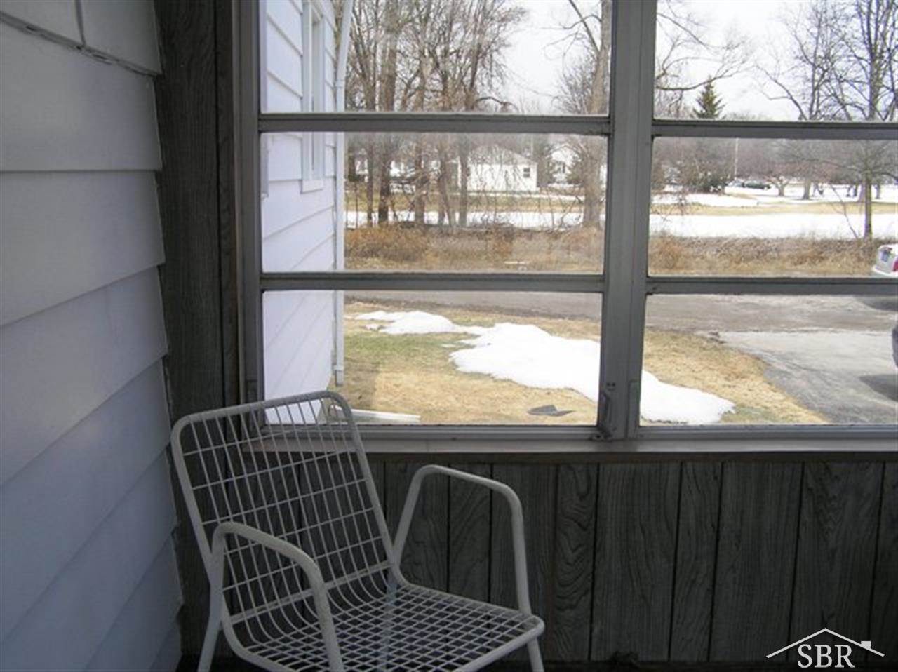 1240 Midland Road Saginaw, MI 48638 - Photo 27 of 28 31185702-26.JPG