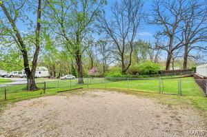 5225 Heege Road St. Louis, MO 63123 - Photo 19 of 22 Gallery Image 19