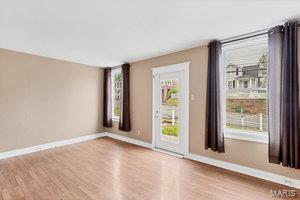 5225 Heege Road St. Louis, MO 63123 - Photo 4 of 22 Gallery Image 4