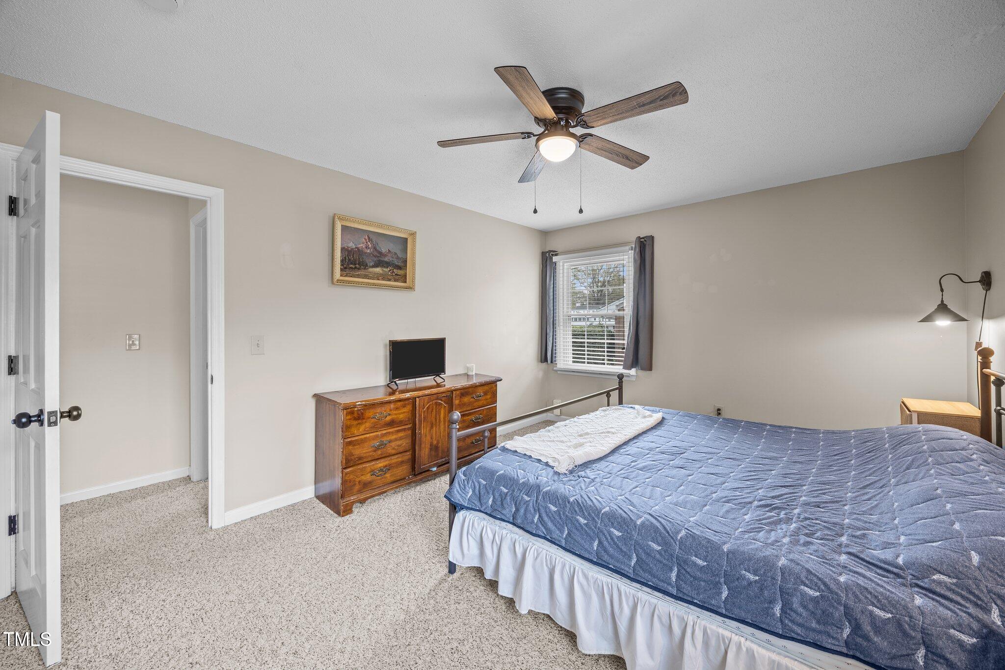 1208 Briarcliff Road Burlington, NC 27215 - Photo 16 of 41 Primary Bedroom