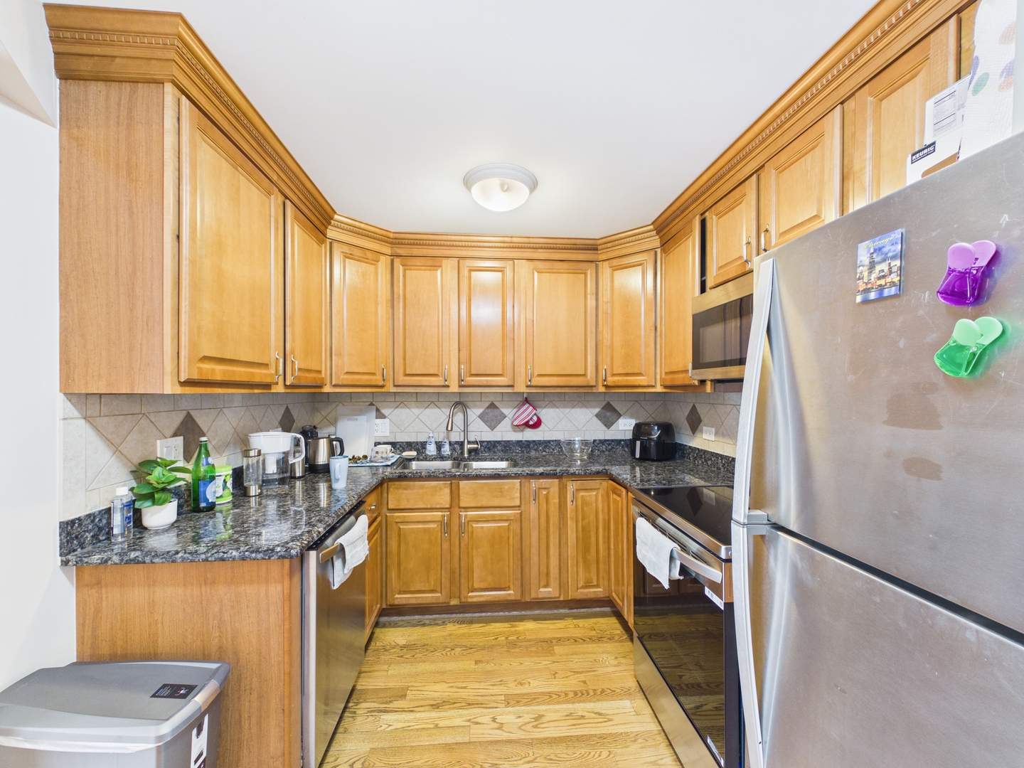 2210 South Goebbert Road, Unit 226 Arlington Heights, IL 60005 - Photo 12 of 47 Gallery Image 12