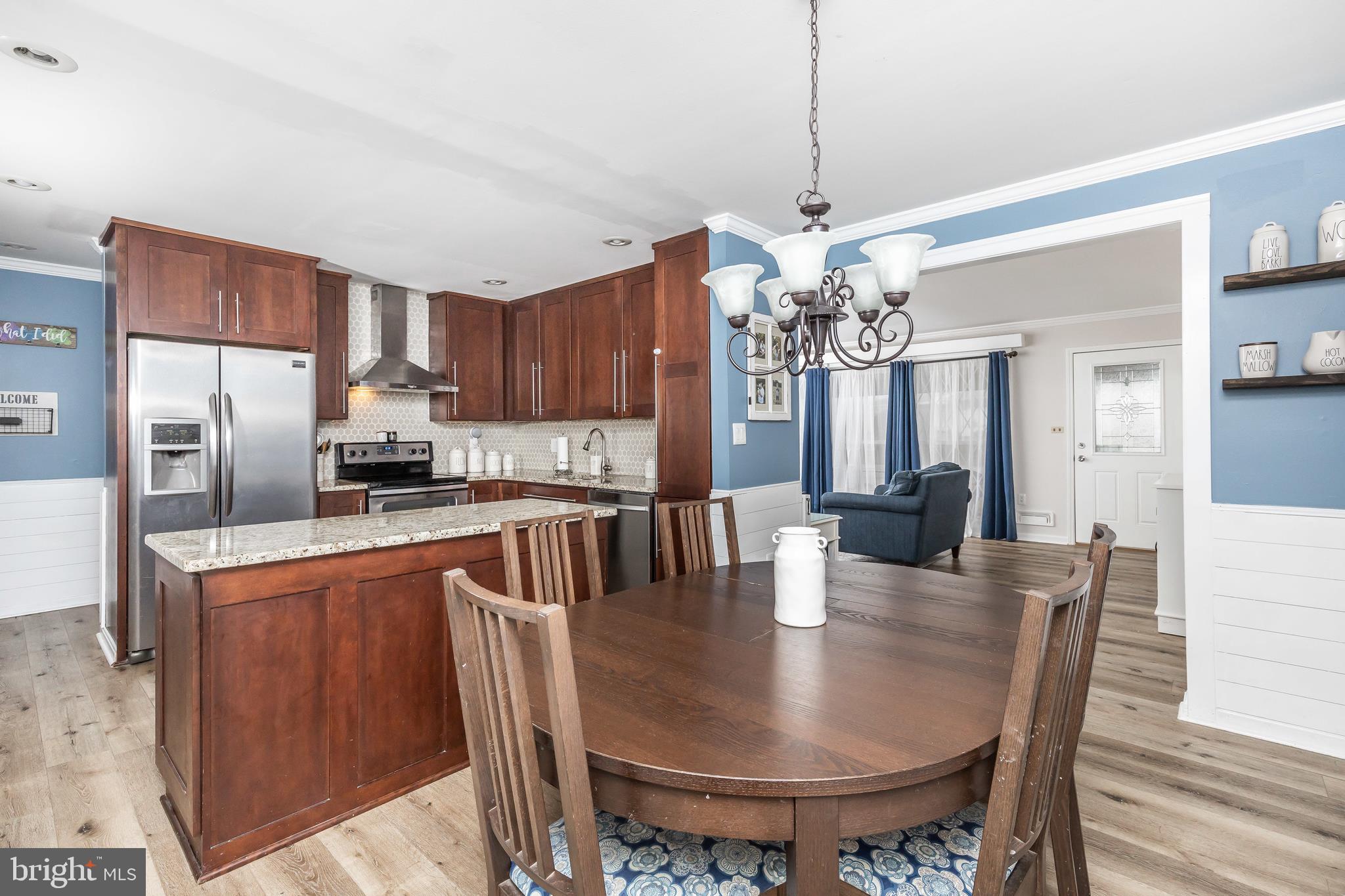 110 Charmuth Road Lutherville-Timonium, MD 21093 - Photo 16 of 50 Kitchen/Dining
