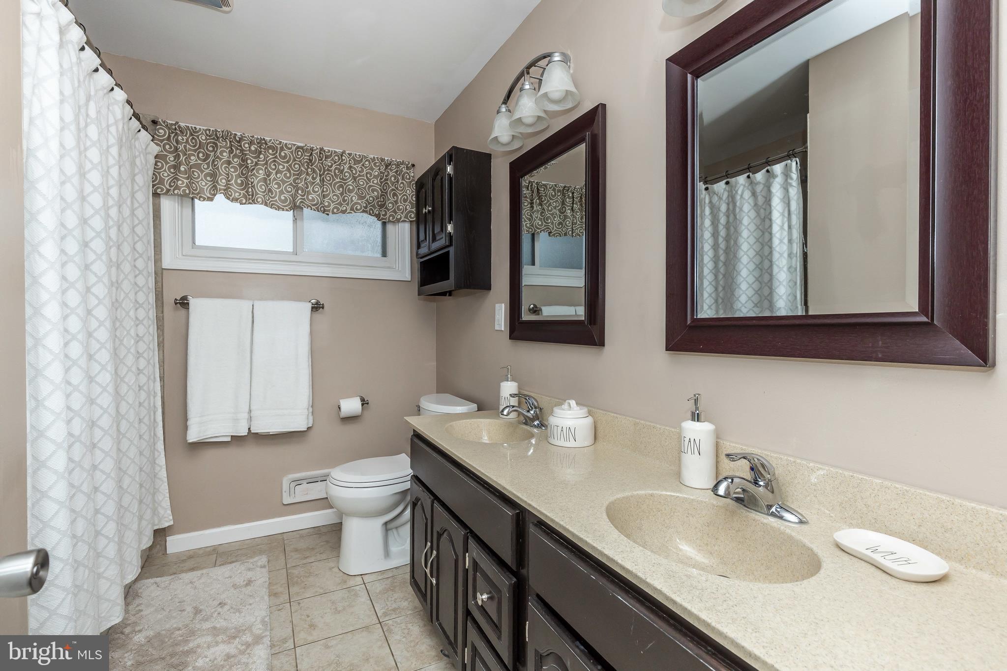 110 Charmuth Road Lutherville-Timonium, MD 21093 - Photo 21 of 50 Main Level Full Bath