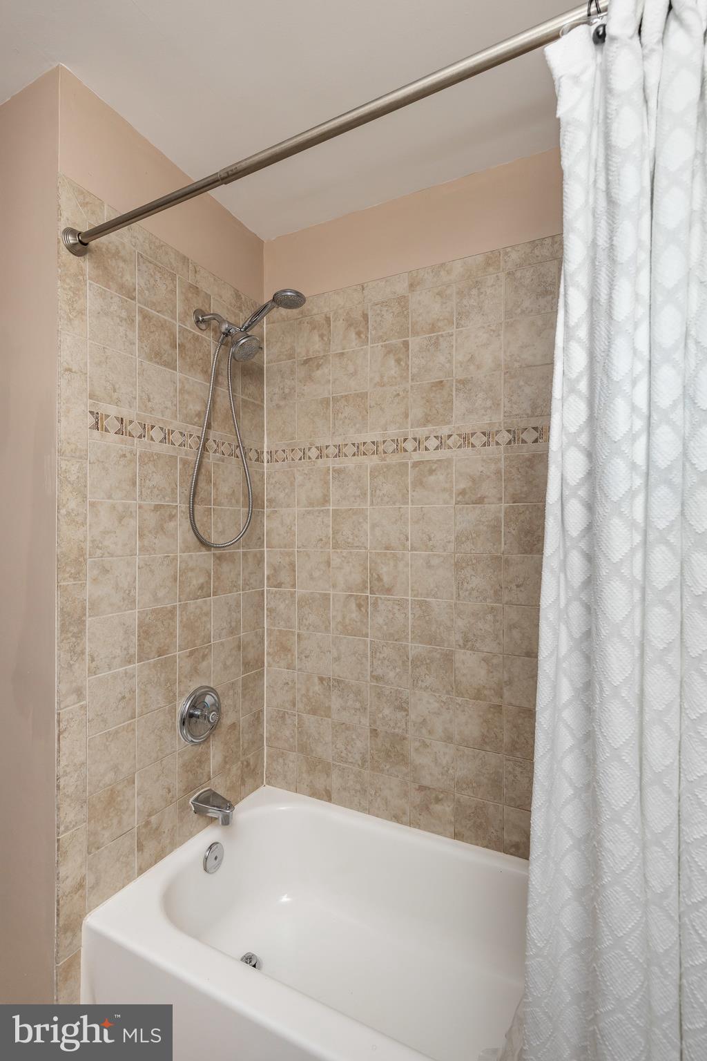 110 Charmuth Road Lutherville-Timonium, MD 21093 - Photo 22 of 50 Main Level Full Bath