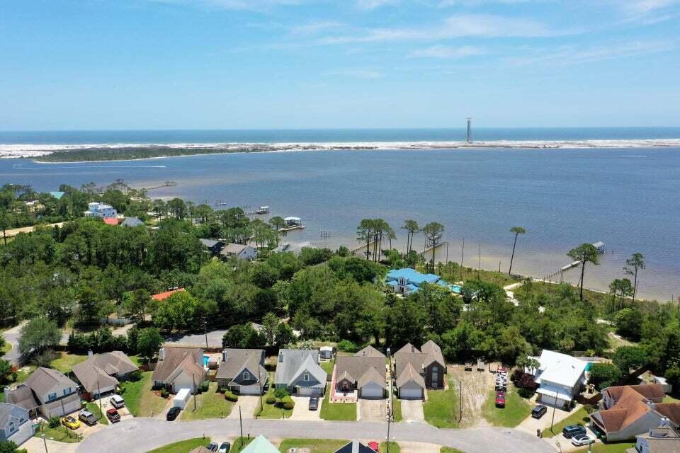 449 Sandy Ridge Circle Mary Esther, FL 32569 - Photo 34 of 35 Drone2