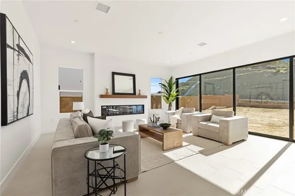 $2,317,000 | 9530 Andora Avenue, Chatsworth, CA 91311