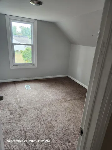 $1,800 | 2855 Mann Road, Waterford, MI 48329