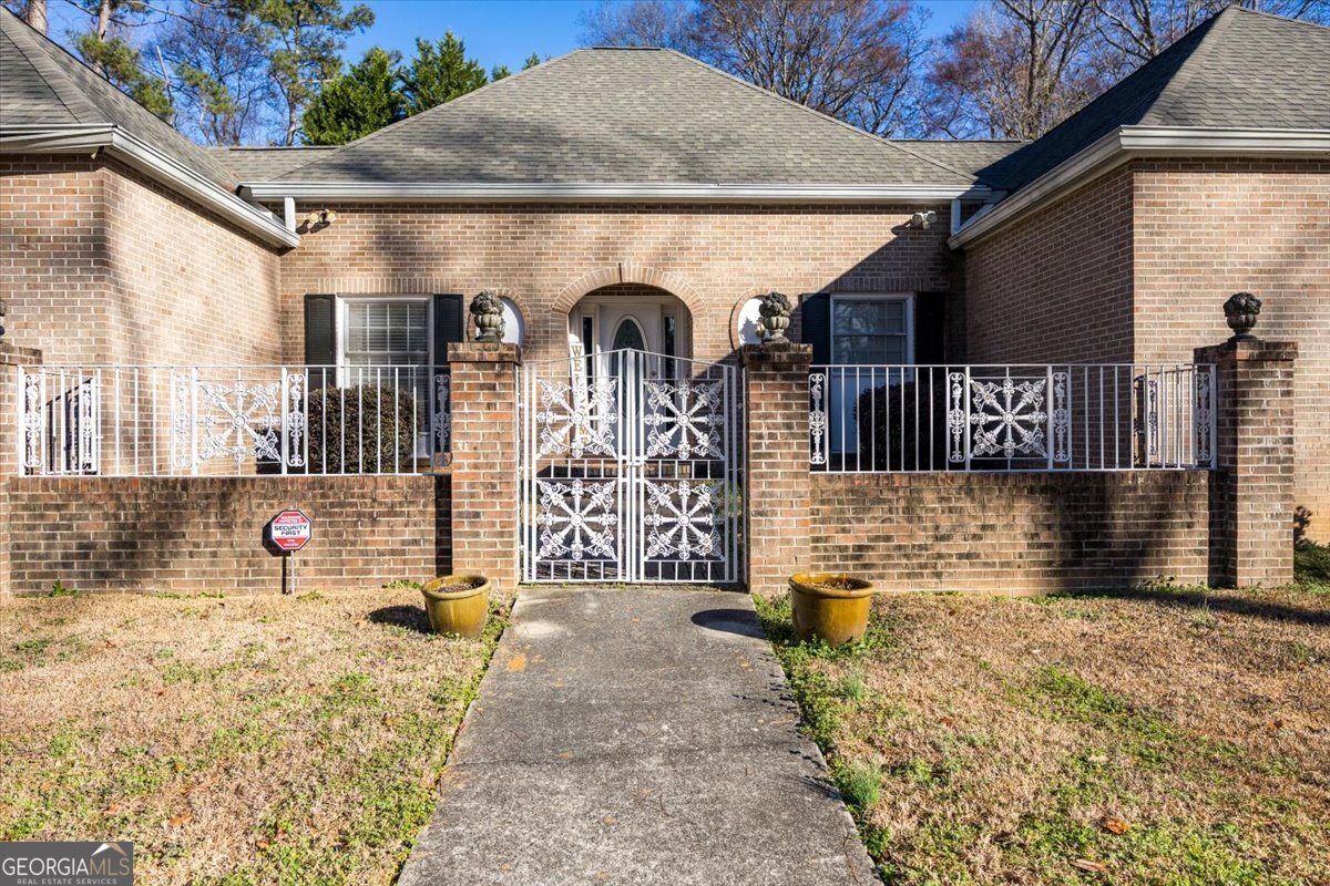 a view of front door of house