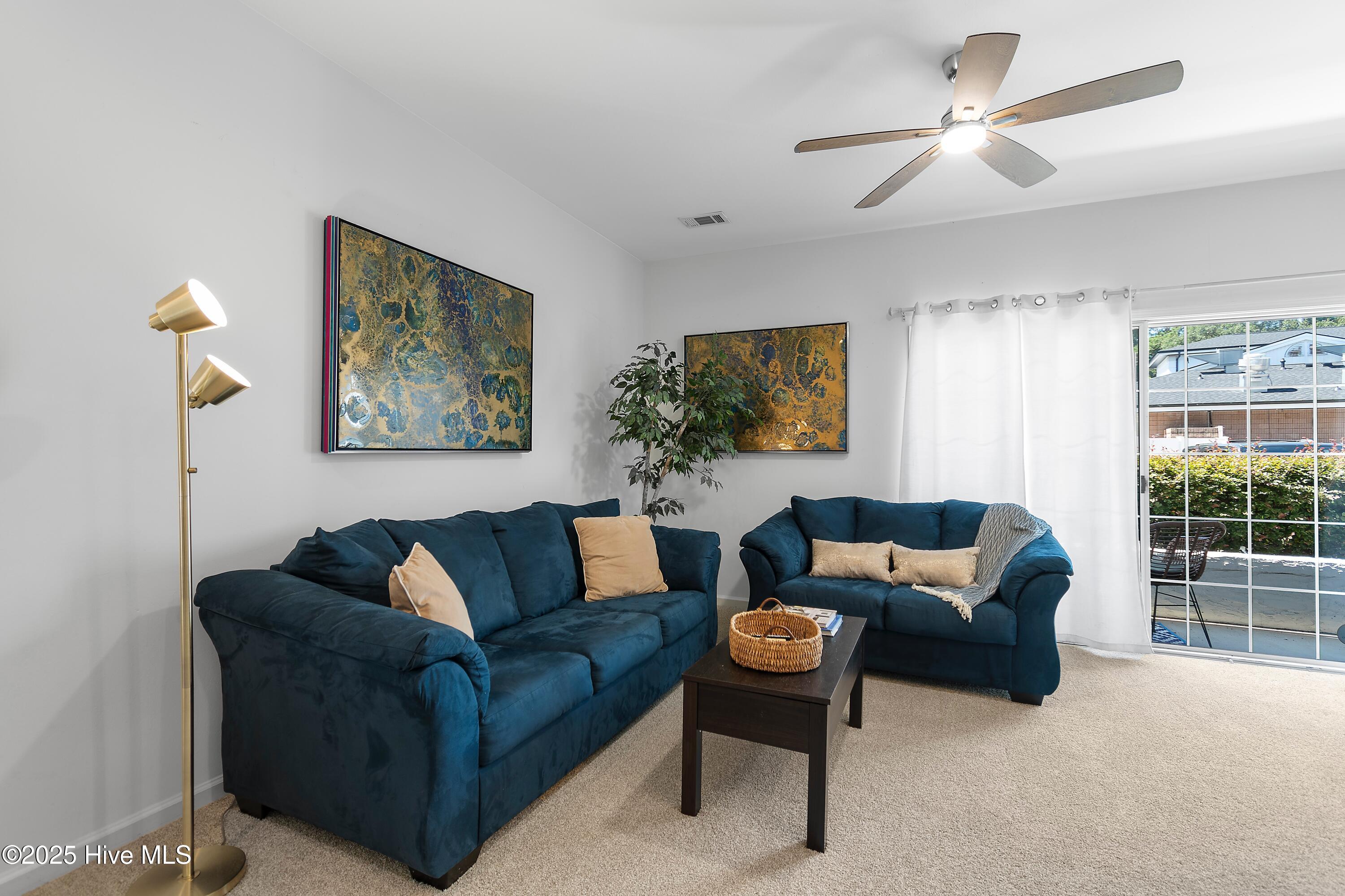 205 Royal Poste Road, Unit 2807 Sunset Beach, NC 28468 - Photo 4 of 37 Living Room View
