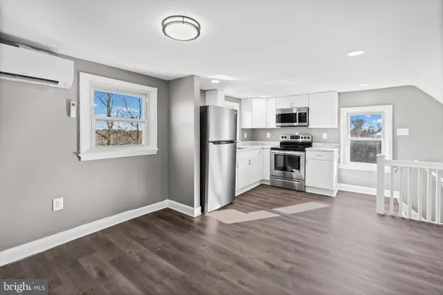 $2,500 | 3014 Royston Avenue, Baltimore, MD 21214