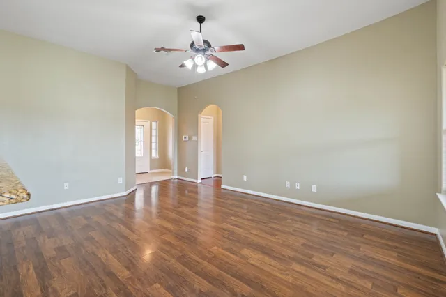 $1,995 | 18875 Maverick Ranch Road East, Magnolia, TX 77355