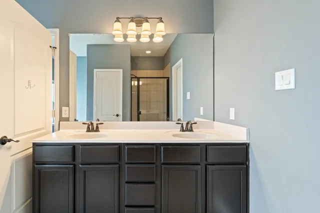 $1,995 | 18875 Maverick Ranch Road East, Magnolia, TX 77355