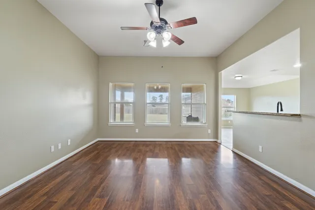 $1,995 | 18875 Maverick Ranch Road East, Magnolia, TX 77355