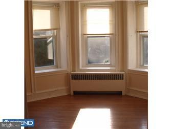 327 East Providence Road Aldan, PA 19018 - Photo 7 of 12 Living Room