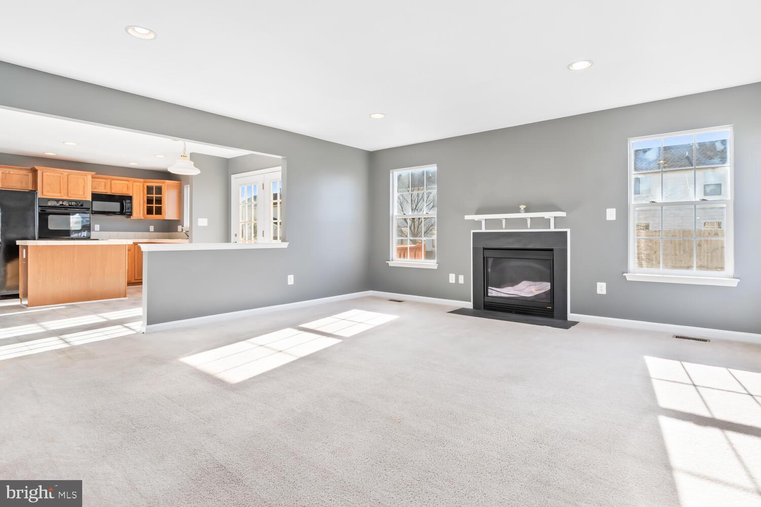 408 Robbins Farm Road Cambridge, MD 21613 - Photo 15 of 48 Family Room off Kitchen