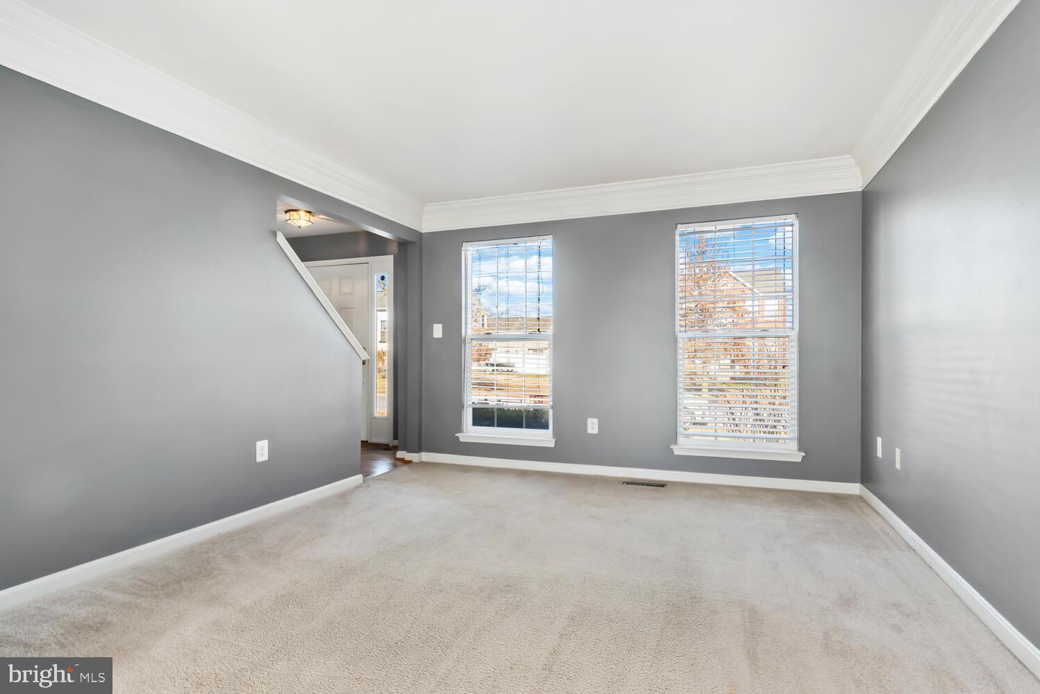 408 Robbins Farm Road Cambridge, MD 21613 - Photo 4 of 48 Living Room - Open & bright