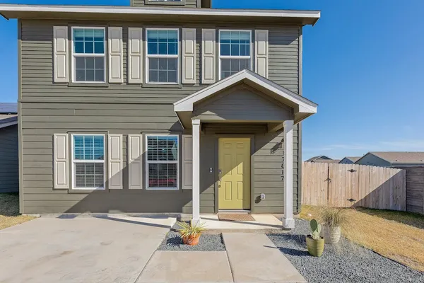 $2,350 | 17817 Willacy Cove, Elgin, TX 78621