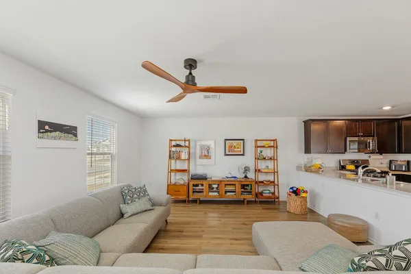 $2,350 | 17817 Willacy Cove, Elgin, TX 78621