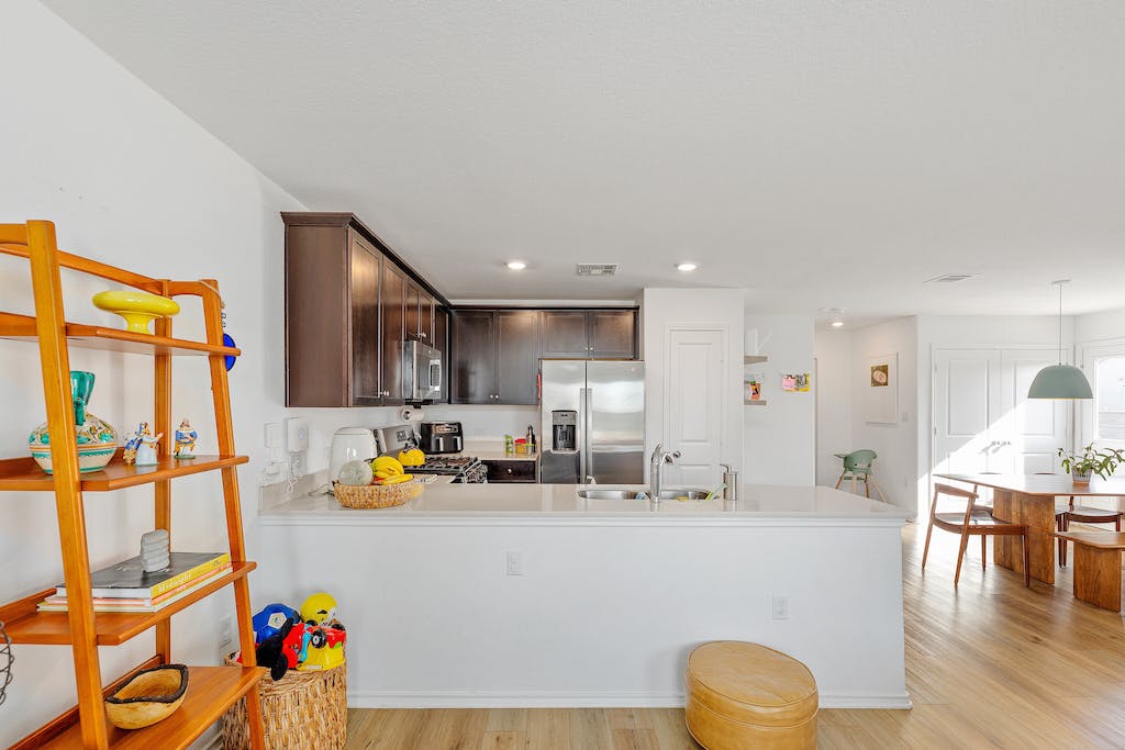 17817 Willacy Cove Elgin, TX 78621 - Photo 8 of 21