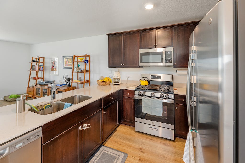 17817 Willacy Cove Elgin, TX 78621 - Photo 9 of 21