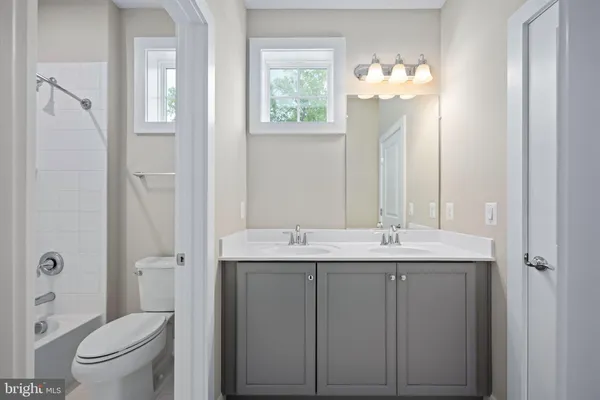 $1,549,990 | 8761 Southern Oaks Place, Lorton, VA 22079